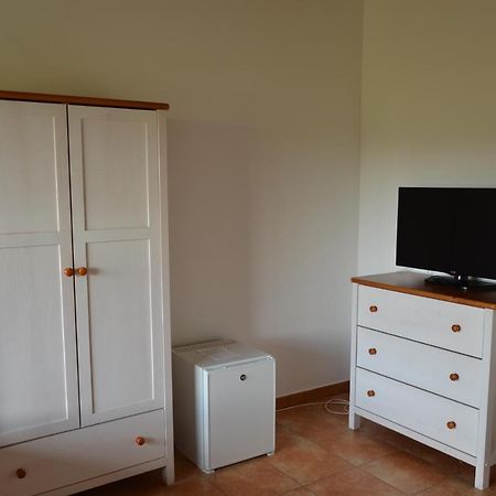 Hotel Na Statku Mirosov Ngoại thất bức ảnh